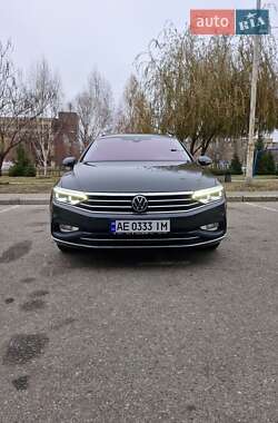 Універсал Volkswagen Passat 2020 в Кривому Розі