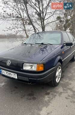 Седан Volkswagen Passat 1992 в Василькове