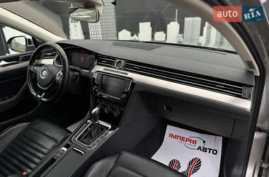 Седан Volkswagen Passat 2014 в 