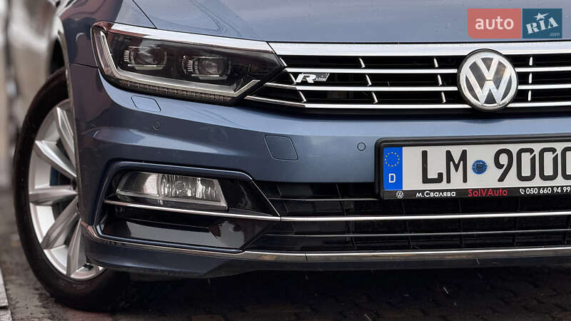Седан Volkswagen Passat 2015 в Сваляве
