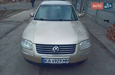 Седан Volkswagen Passat 2004 в Славянске