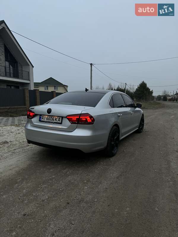 Седан Volkswagen Passat 2012 в Броварах