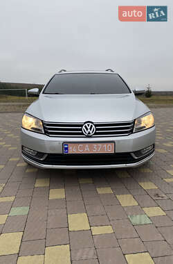 Универсал Volkswagen Passat 2012 в Львове