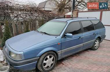 Універсал Volkswagen Passat 1993 в Києві