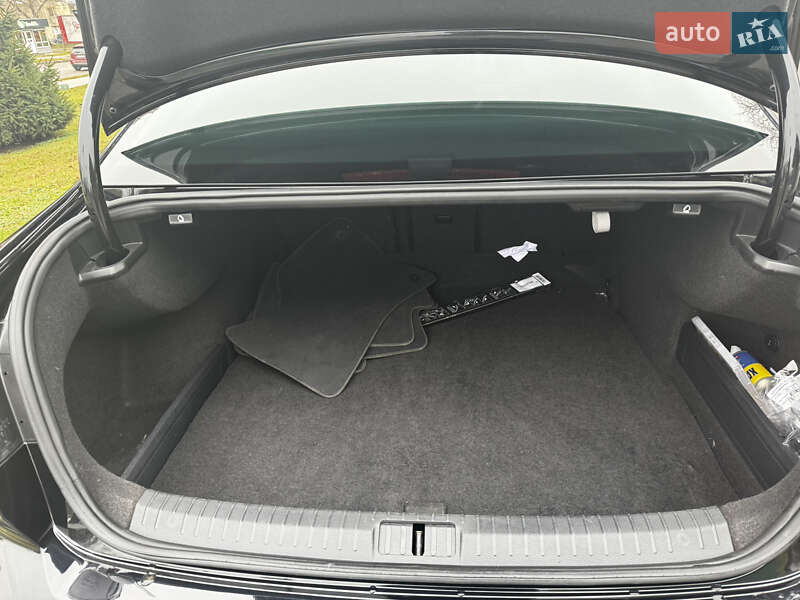 Седан Volkswagen Passat 2017 в Львове фото 12 Седан Volkswagen Passat 2017 в Львове