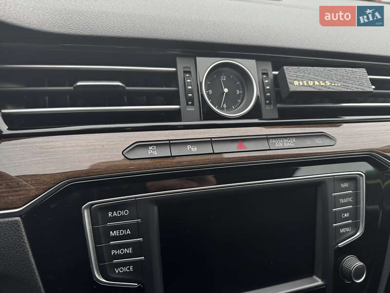 Седан Volkswagen Passat 2017 в Львове фото 15 Седан Volkswagen Passat 2017 в Львове