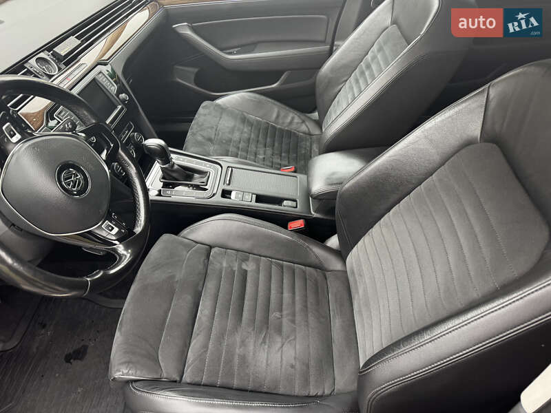 Седан Volkswagen Passat 2017 в Львове фото 27 Седан Volkswagen Passat 2017 в Львове