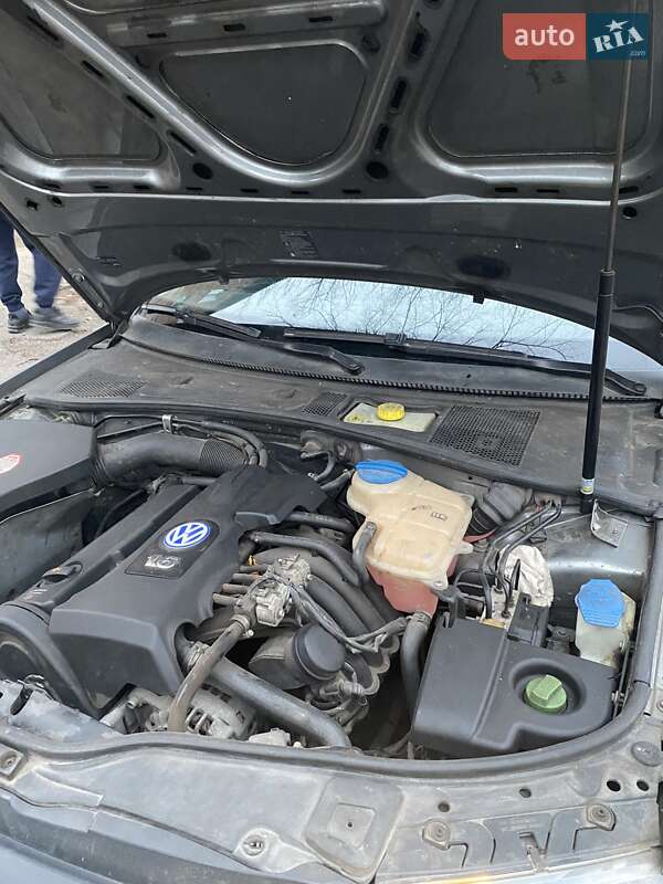 Седан Volkswagen Passat 2003 в Кривому Розі