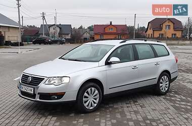 Універсал Volkswagen Passat 2007 в Сарнах