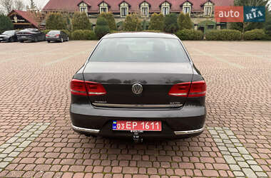 Седан Volkswagen Passat 2011 в Львові