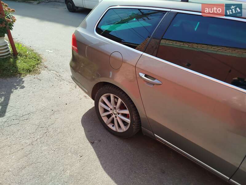 Универсал Volkswagen Passat 2010 в Виннице