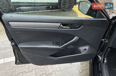 Седан Volkswagen Passat 2012 в 