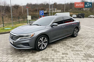 Седан Volkswagen Passat 2021 в 