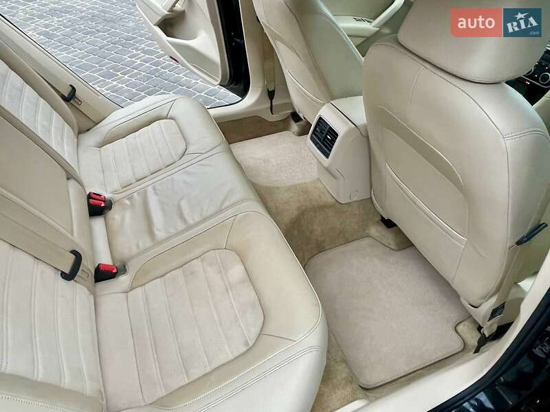 Седан Volkswagen Passat 2015 в Житомирі