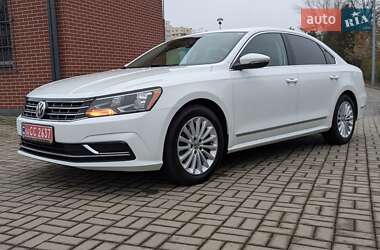 Седан Volkswagen Passat 2017 в Львові