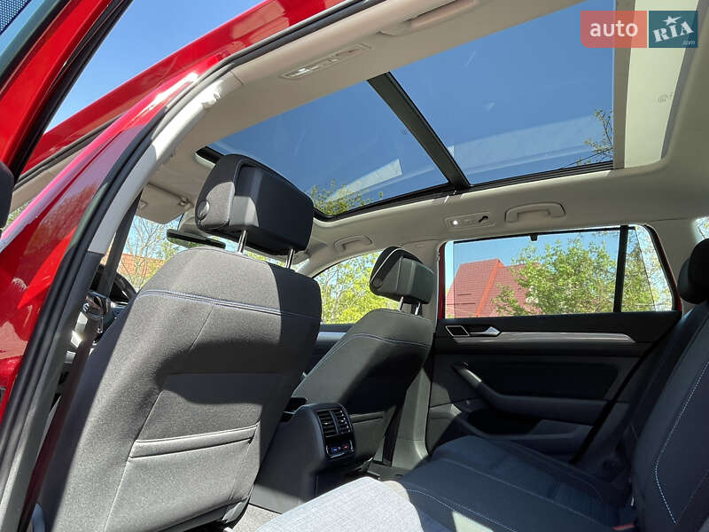 Универсал Volkswagen Passat 2020 в Черновцах