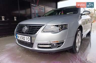 Седан Volkswagen Passat 2007 в Звягелі