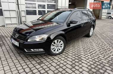 Универсал Volkswagen Passat 2012 в Хусте