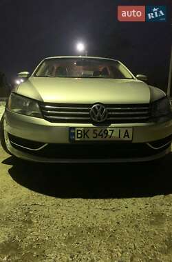 Седан Volkswagen Passat 2014 в 