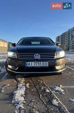 Седан Volkswagen Passat 2012 в Києві