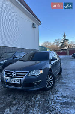 Універсал Volkswagen Passat 2010 в Києві