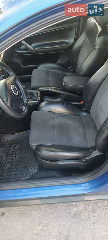 Универсал Volkswagen Passat 1998 в Теплике