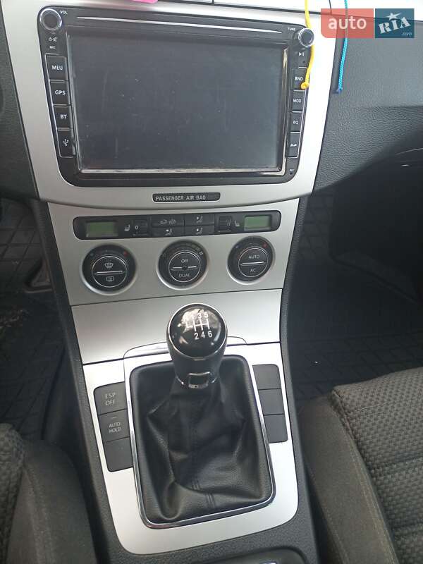 Универсал Volkswagen Passat 2007 в Краснограде