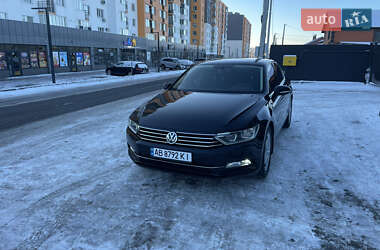 Седан Volkswagen Passat 2017 в Вінниці