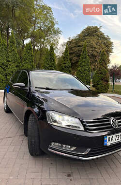 Седан Volkswagen Passat 2014 в Гайвороні