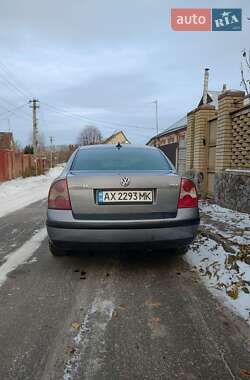 Седан Volkswagen Passat 2001 в Харкові