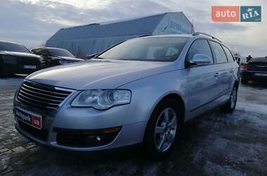 Універсал Volkswagen Passat 2008 в Львові