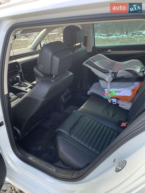 Універсал Volkswagen Passat 2018 в Івано-Франківську