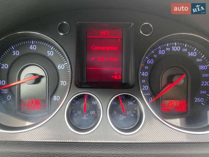 Універсал Volkswagen Passat 2005 в Вінниці