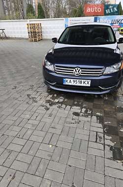 Седан Volkswagen Passat 2013 в Києві