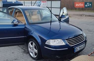 Седан Volkswagen Passat 2004 в Новому Розділі