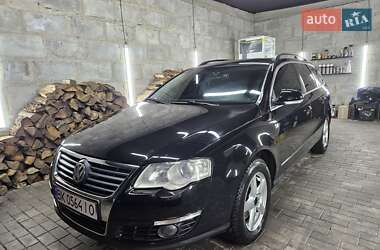 Універсал Volkswagen Passat 2006 в Луцьку