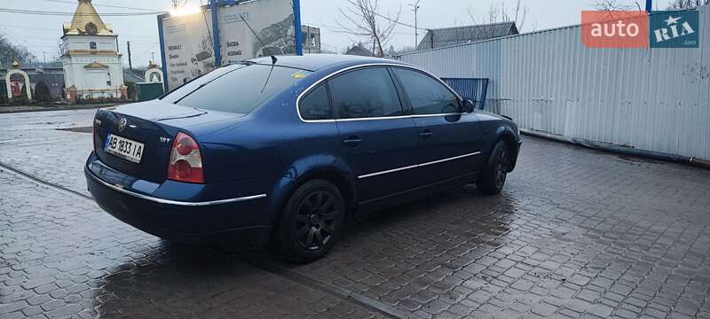 Седан Volkswagen Passat 2002 в Чугуєві