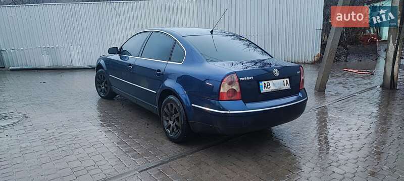 Седан Volkswagen Passat 2002 в Чугуєві