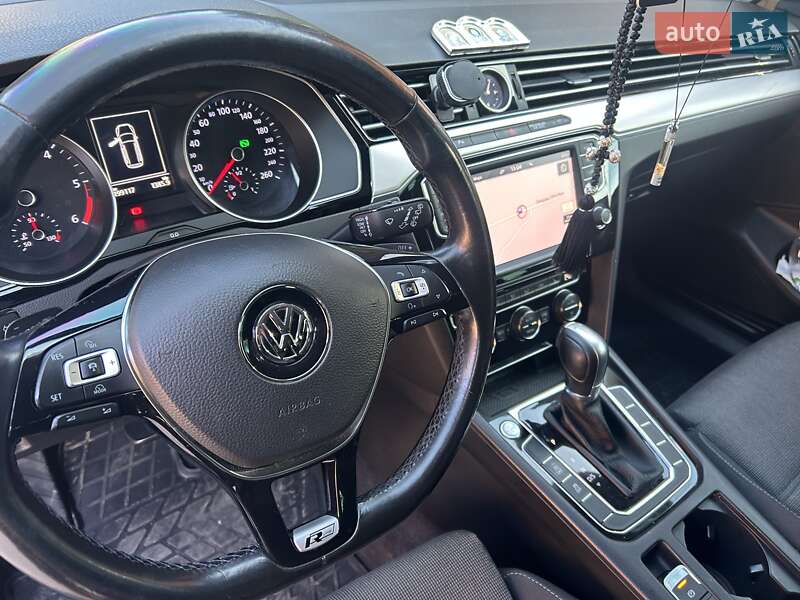 Універсал Volkswagen Passat 2016 в Мукачевому