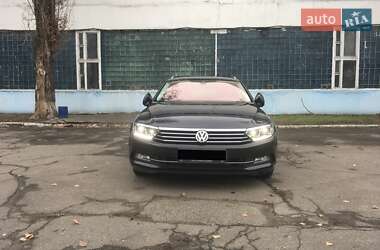 Універсал Volkswagen Passat 2016 в Києві