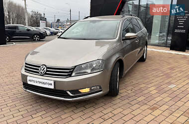 volkswagen passat 2013 в Хмельницкий от профессионального продавца Сергій