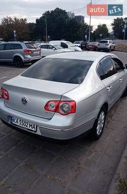 Седан Volkswagen Passat 2007 в 