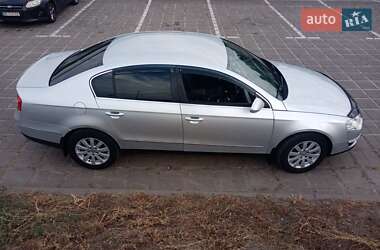 Седан Volkswagen Passat 2007 в 