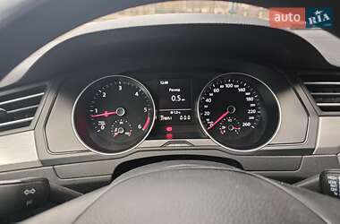 Универсал Volkswagen Passat 2015 в 