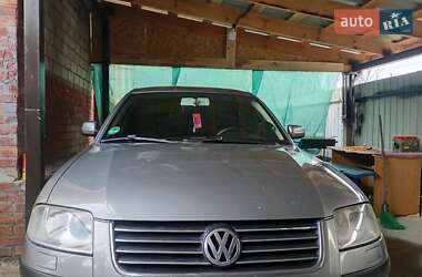 Седан Volkswagen Passat 2002 в Мерефа