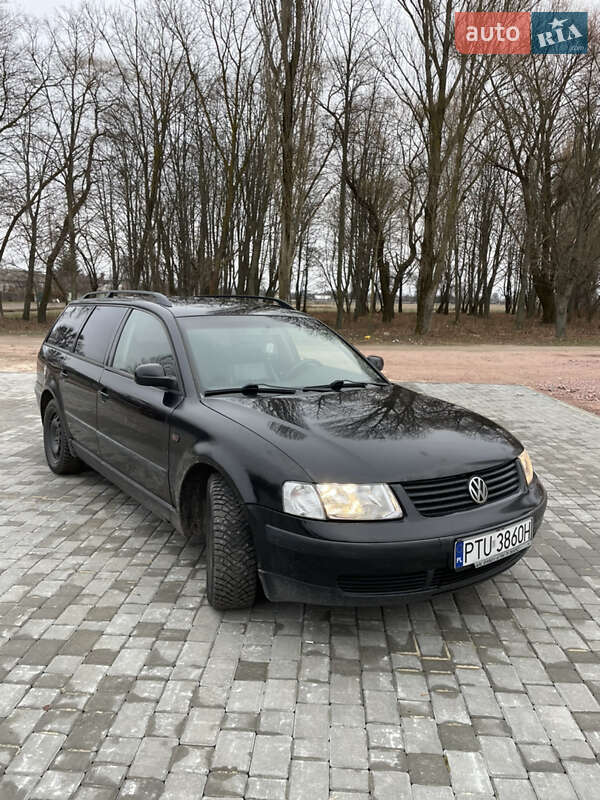 Універсал Volkswagen Passat 1998 в Овручі