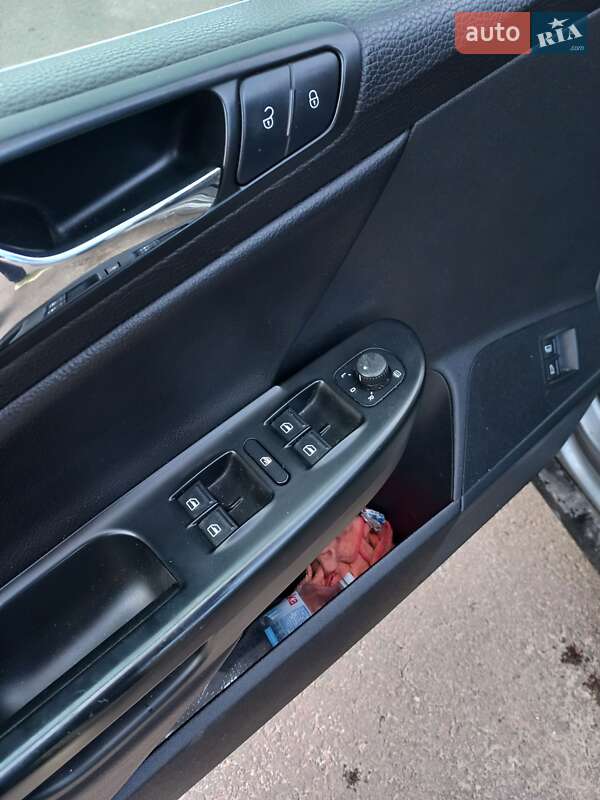 Універсал Volkswagen Passat 2007 в Винниках