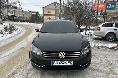 Седан Volkswagen Passat 2013 в Новій Ушиці