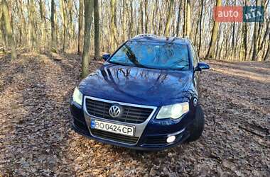 Універсал Volkswagen Passat 2010 в Тернополі