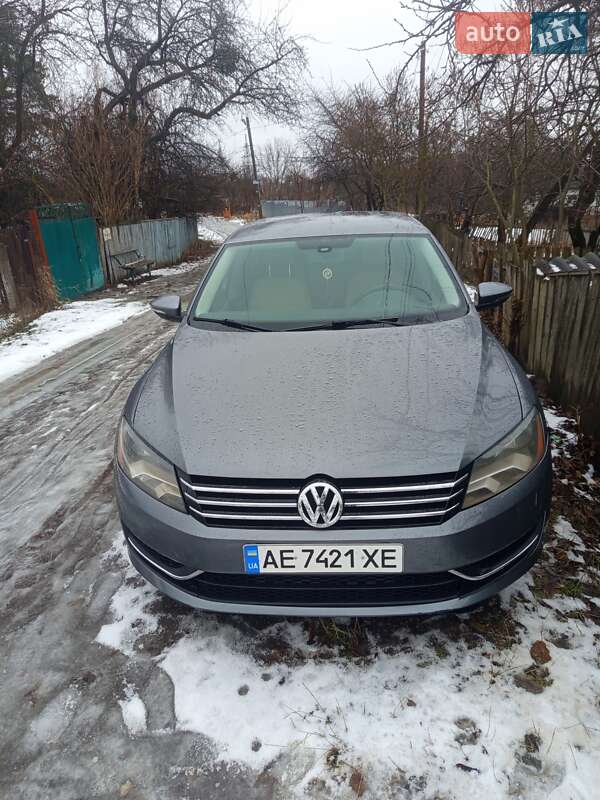 Седан Volkswagen Passat 2012 в Полтаві